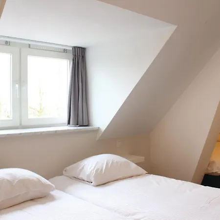 Awesome In With Kitchen Nyaraló